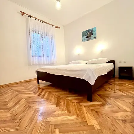Apartman Martina *