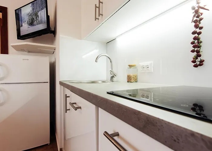 Martina Apartman Primosten